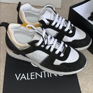 VALENTINO Black and white sneakers